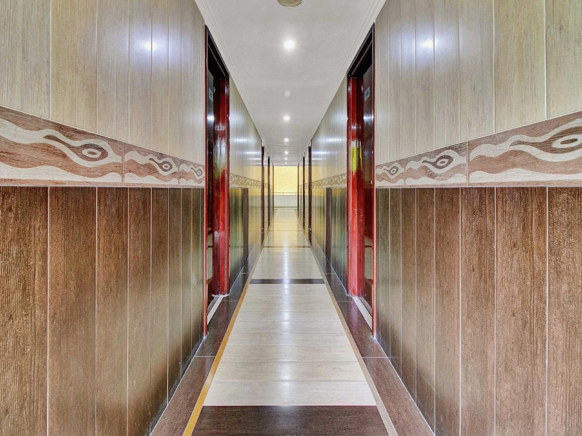 Hotel O Aec Residency Mararikulam Esterno foto